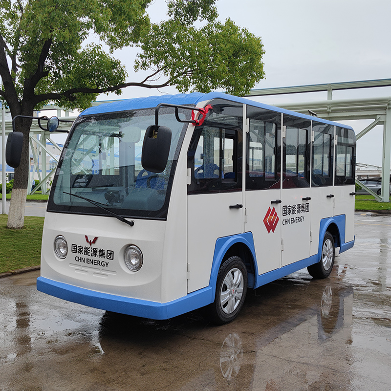 五菱封閉觀(guān)光電動(dòng)車(chē)